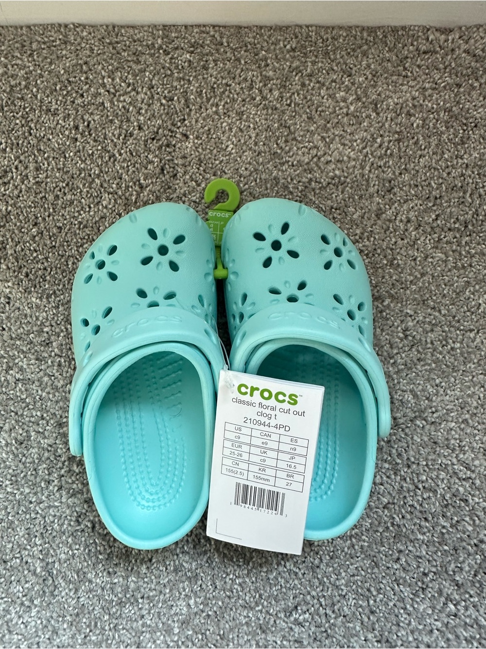 CROCS Toddler size 9 Classic Floral Cut-Out Clog in Aqua NWT